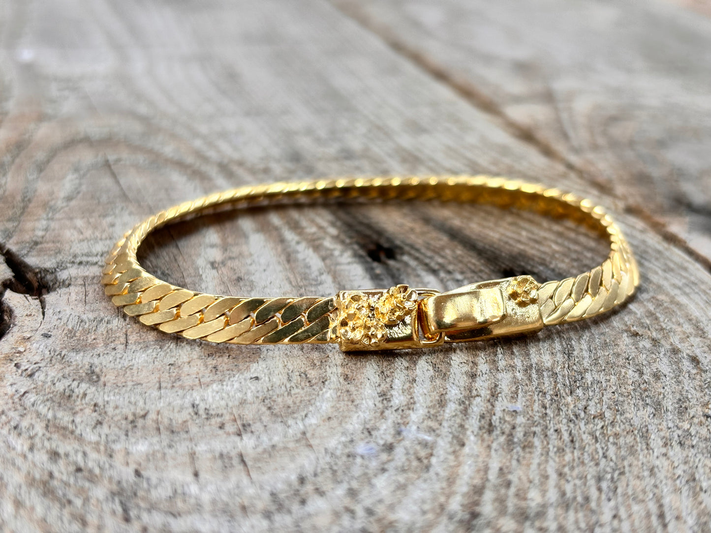 Flat Herringbone Bracelet