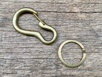 Load image into Gallery viewer, Brass &quot;8&quot; Karabiner Key Ring
