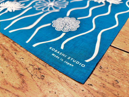 Kikumon Bandana