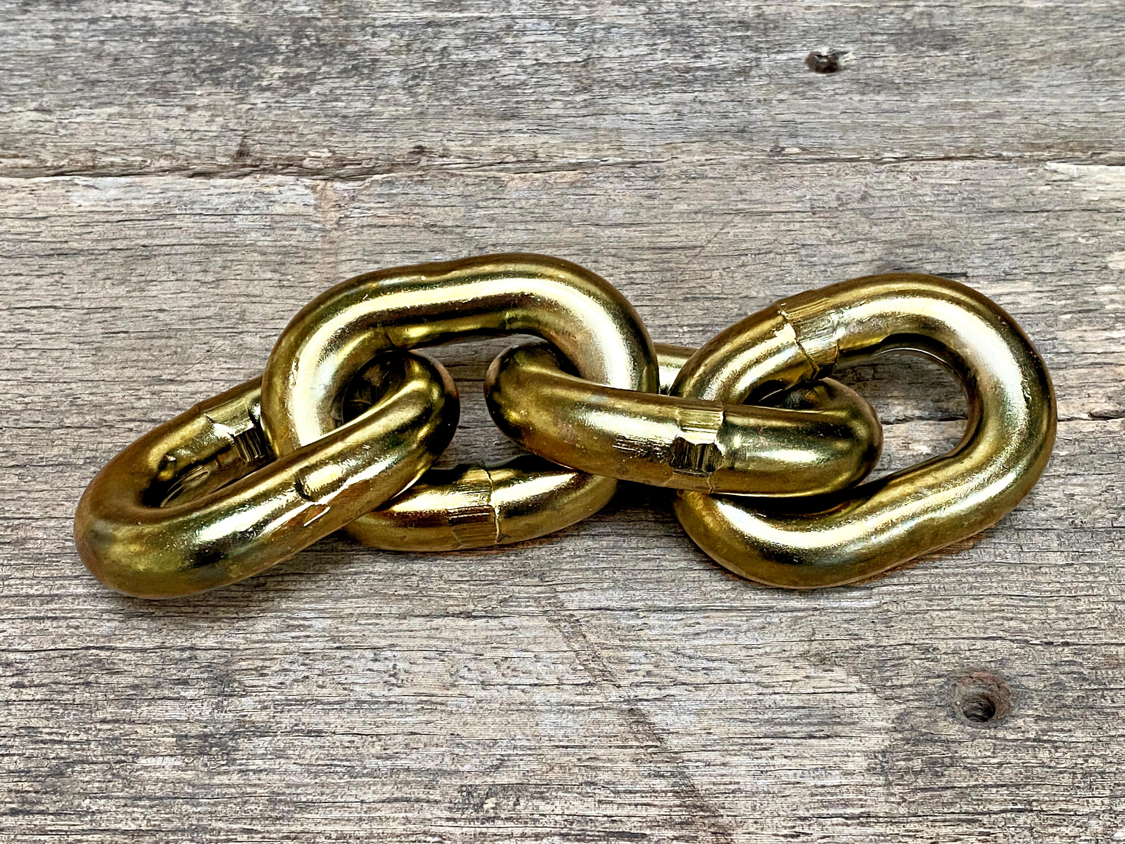 Chain Paperweight