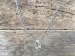Load image into Gallery viewer, Silver Shell Pendant Tangled Necklace
