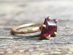 Malawi Garnet Ring