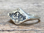 Load image into Gallery viewer, Bat Signet Ring
