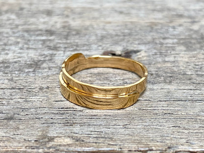 Double Hammered Ring